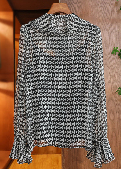 Classic Vintage Garment with a Flattering Fit