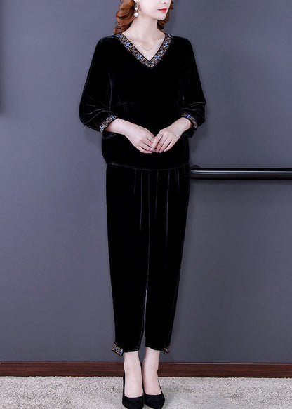 Well Tailored Pants with a Graceful Silhouette