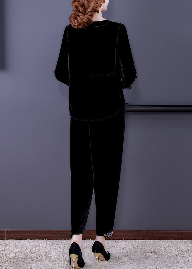 Well Tailored Pants with a Graceful Silhouette