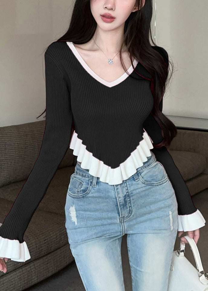 Well Tailored Sweater with a Graceful Silhouette