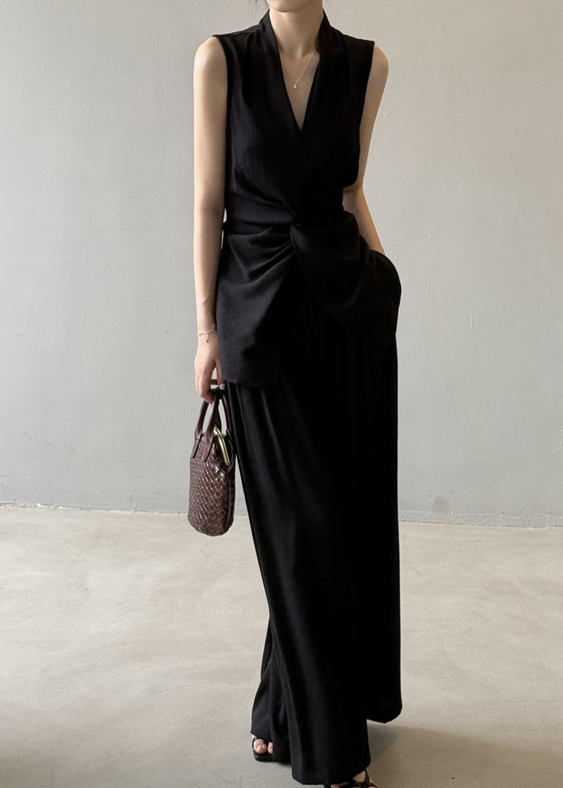 Sophisticated Garment with a Clean Classic Look
