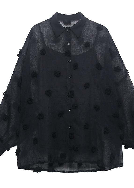 Effortlessly Elegant Top with a Timeless Design
