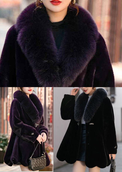 Beautifully Finished Coat in a Timeless Design