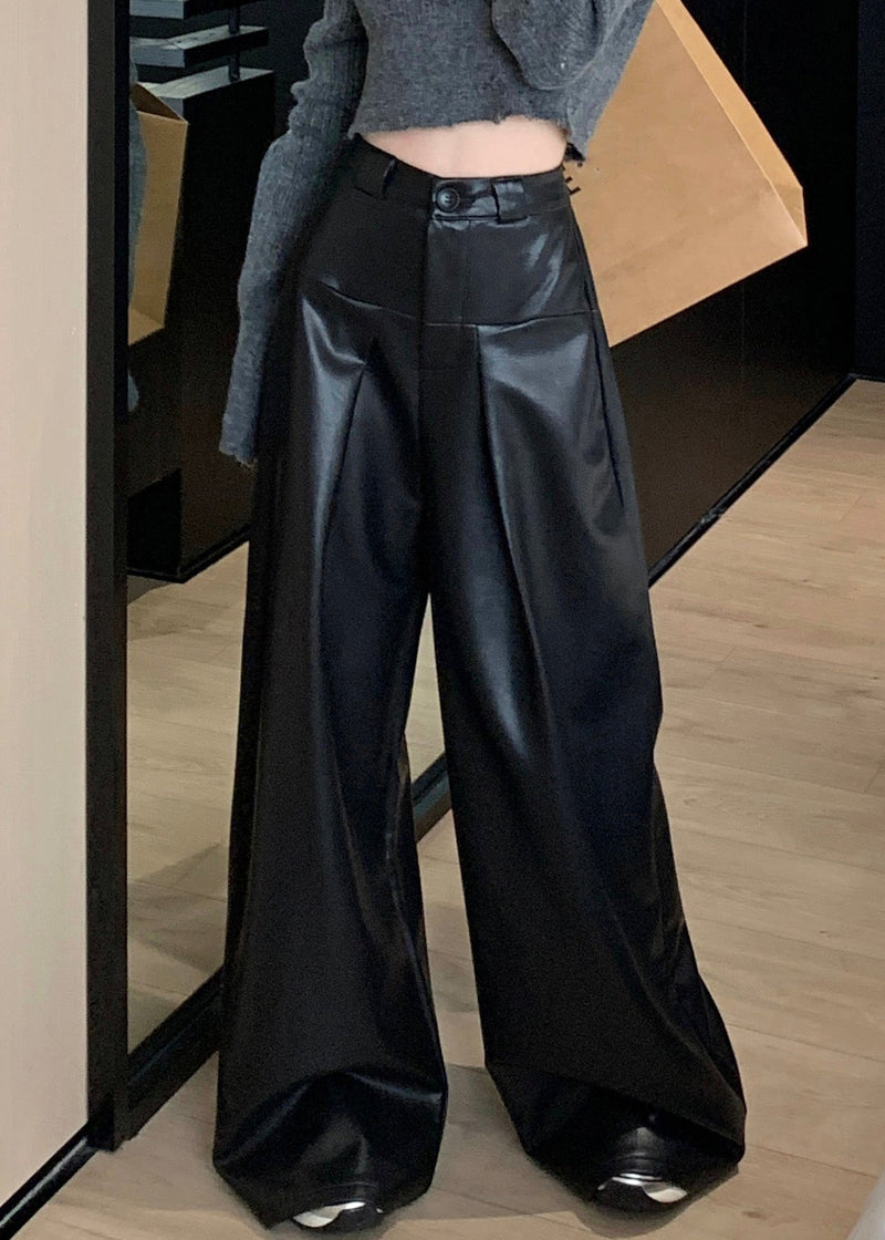 Well Tailored Pants with a Graceful Silhouette