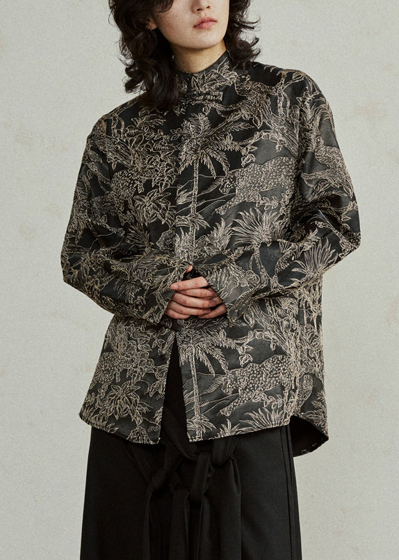 Polished Top with an Effortless Classic Look