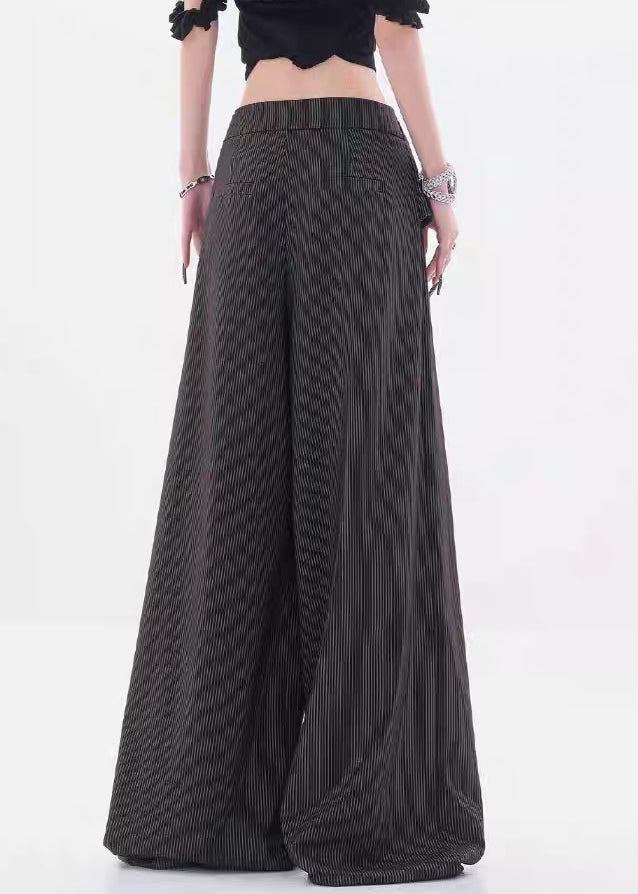 Elegantly Styled Pants for Everyday Wear