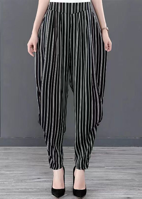 Well Tailored Pants with a Graceful Silhouette