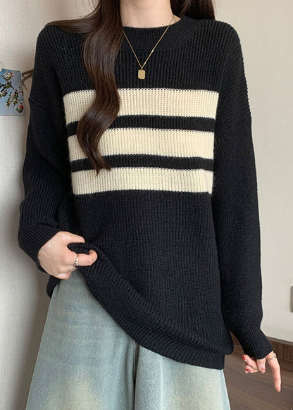 Effortlessly Elegant Top with a Timeless Design