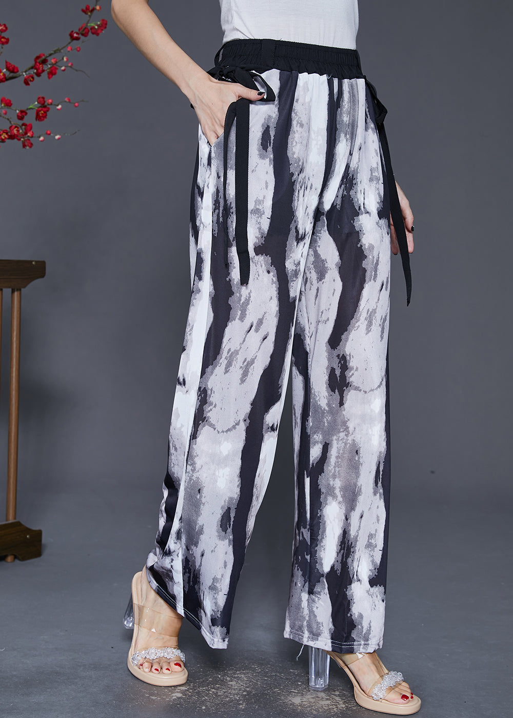 Polished Trousers with an Effortless Classic Look