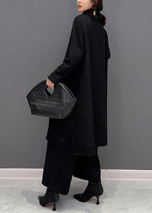 Well Tailored Pants with a Graceful Silhouette