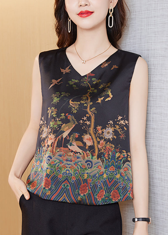 Sophisticated Garment with a Clean Classic Look