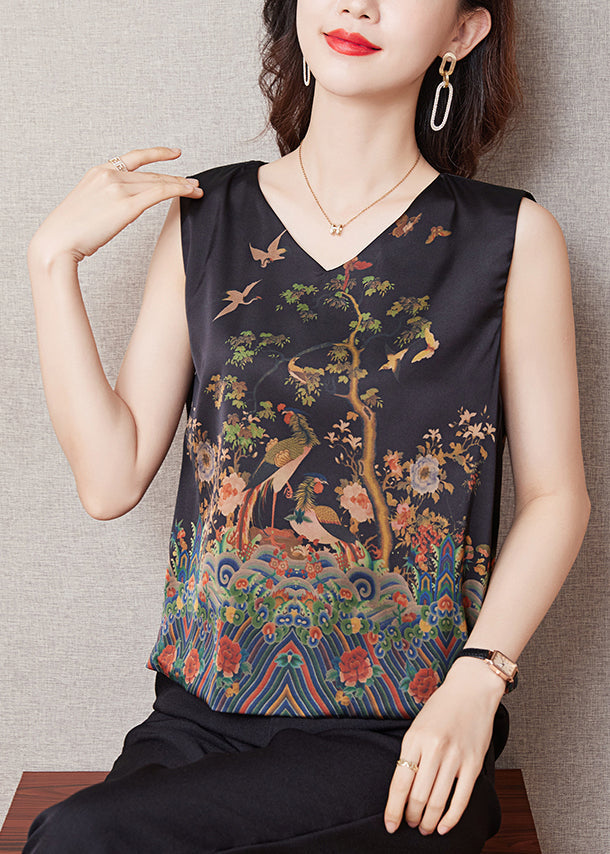 Sophisticated Garment with a Clean Classic Look