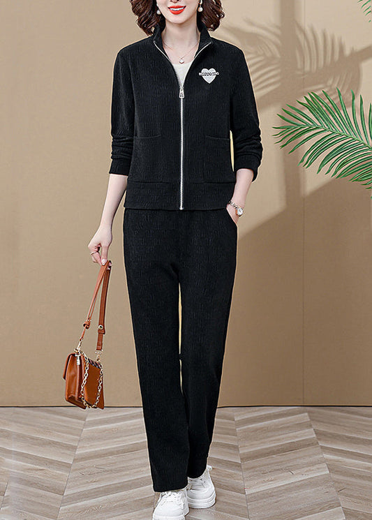 Well Tailored Pants with a Graceful Silhouette