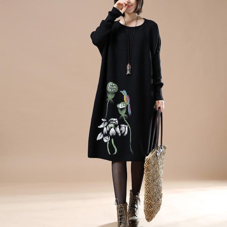 Well Tailored Sweater with a Graceful Silhouette