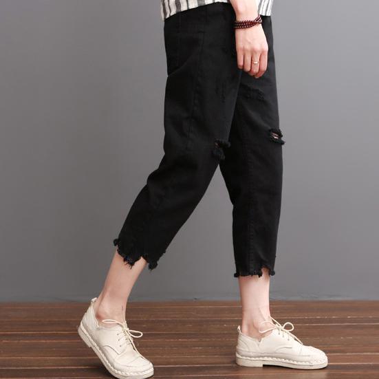 Classic Vintage Trousers with a Flattering Fit