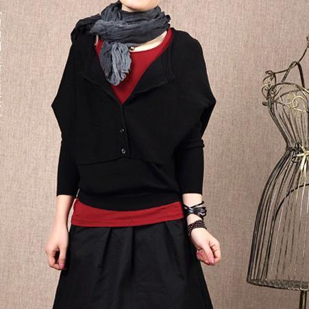 Classic Vintage Sweater with a Flattering Fit
