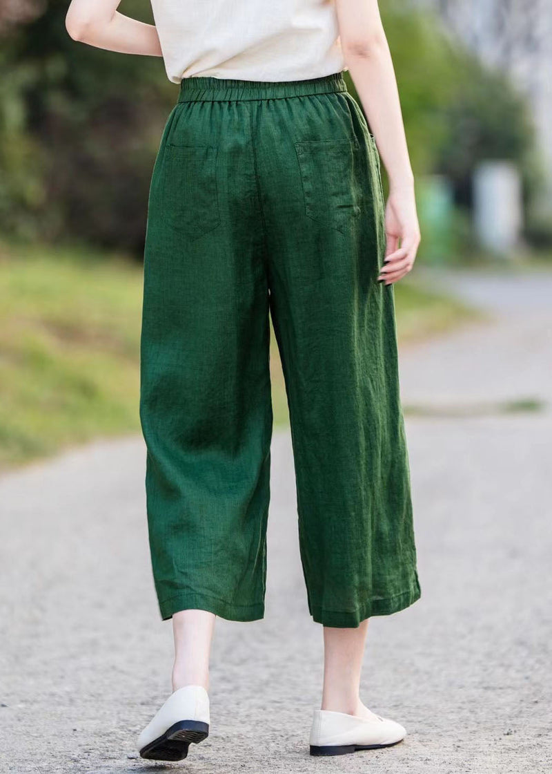 Classic Vintage Pants with a Flattering Fit