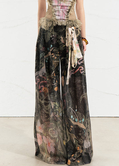 Effortlessly Elegant Pants with a Timeless Design