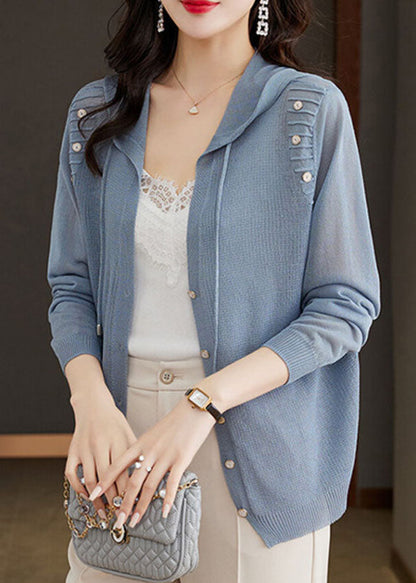 Effortlessly Elegant Cardigan with a Timeless Design