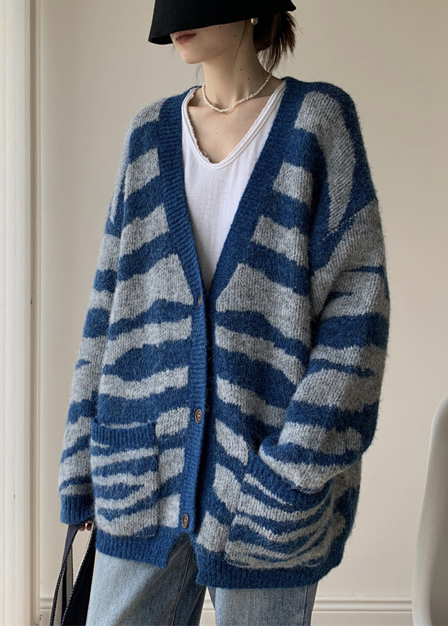 Classic Vintage & Enduringly Stylish Cardigan