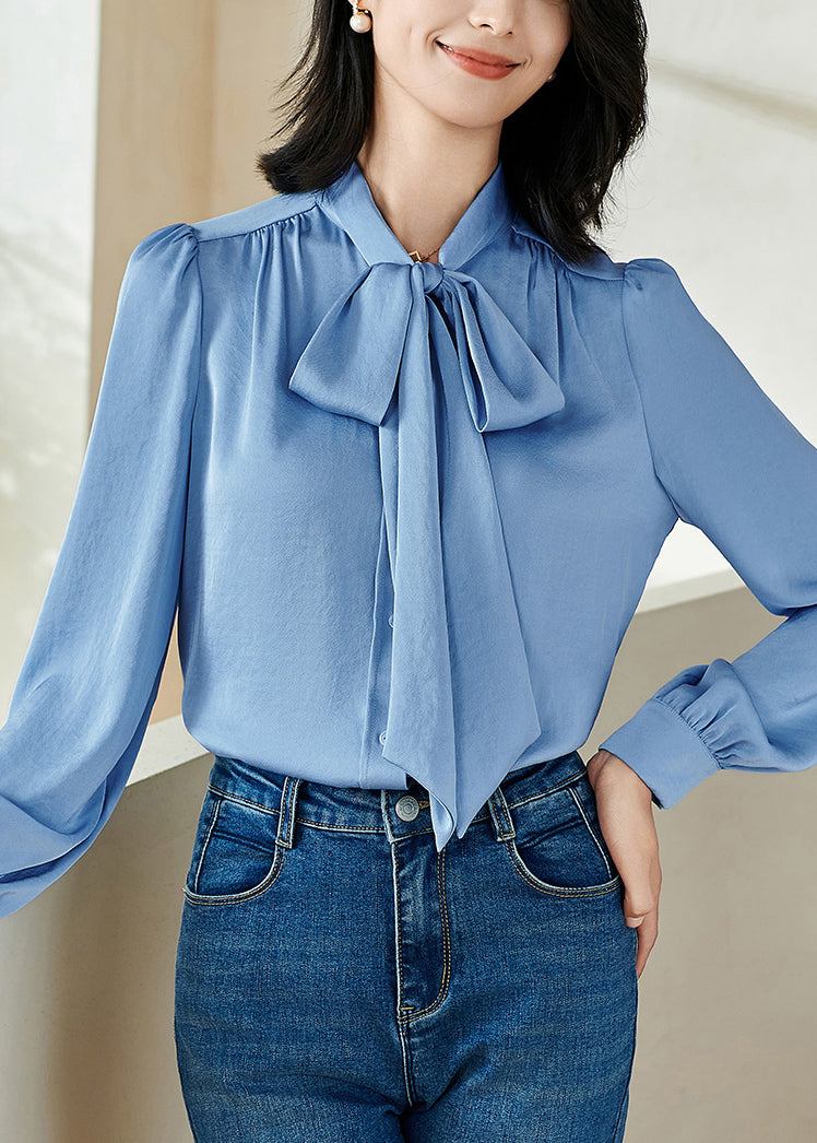Classic Vintage Shirt with a Flattering Fit
