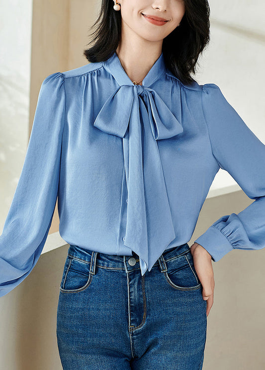 Classic Vintage Shirt with a Flattering Fit