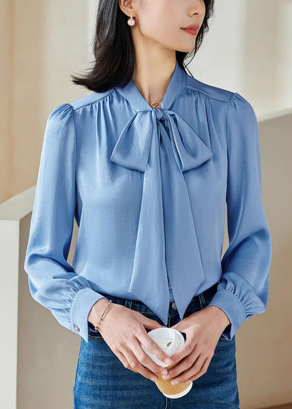 Classic Vintage Shirt with a Flattering Fit