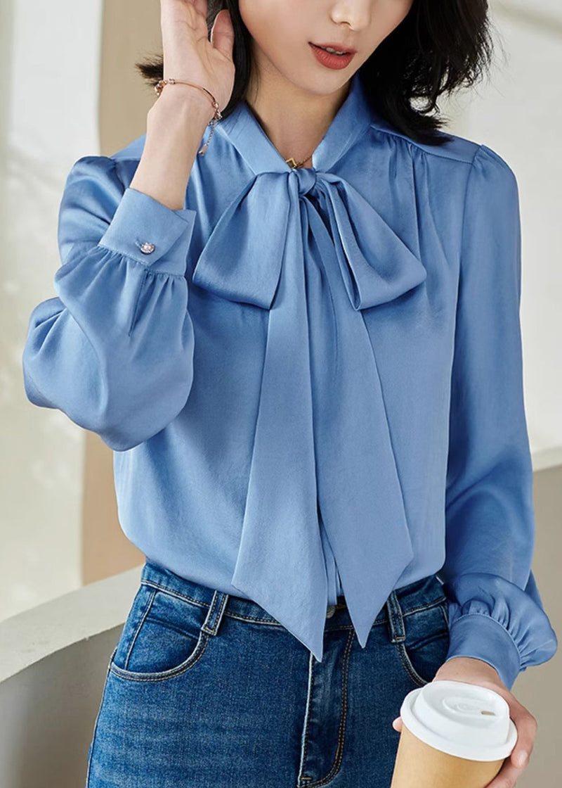 Classic Vintage Shirt with a Flattering Fit