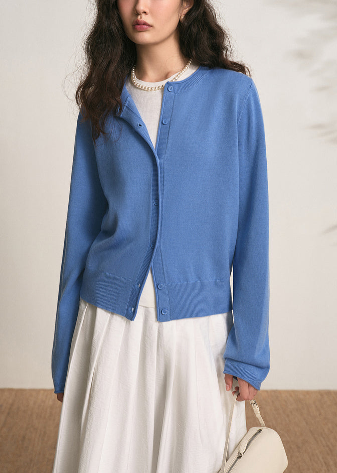 Polished Cardigan with an Effortless Classic Look
