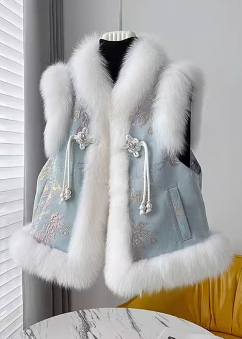 Classic Vintage Coat with a Flattering Fit