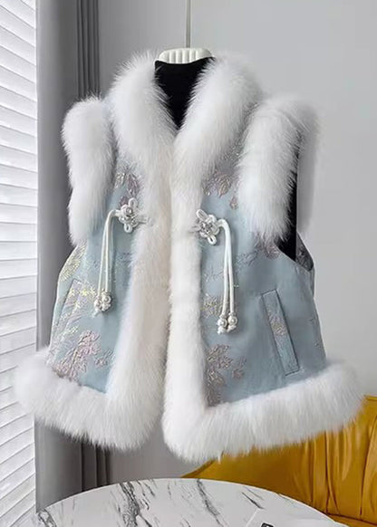 Classic Vintage Coat with a Flattering Fit