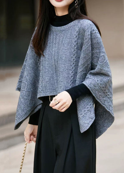 Well Tailored Sweater with a Graceful Silhouette