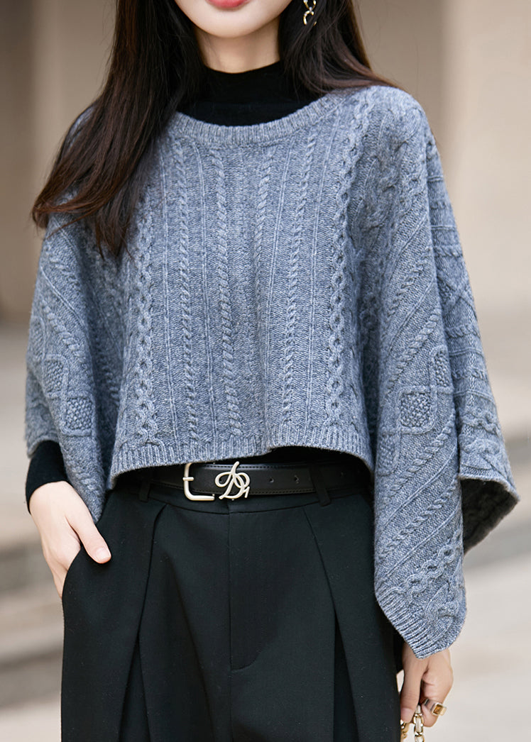 Well Tailored Sweater with a Graceful Silhouette