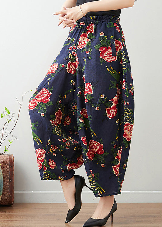 Effortlessly Elegant Pants with a Timeless Design