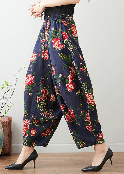 Effortlessly Elegant Pants with a Timeless Design