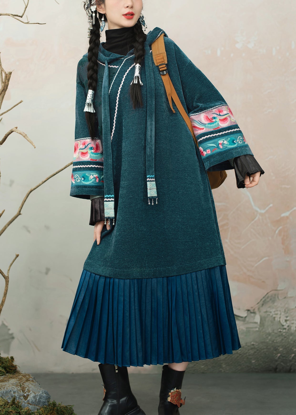 Classic Vintage & Enduringly Stylish Dress