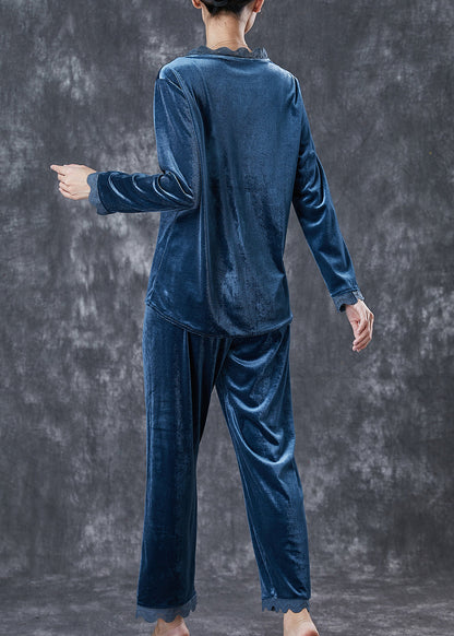 Beautifully Finished Garment in a Timeless Design