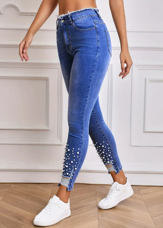 Sophisticated Pants with a Clean Classic Look