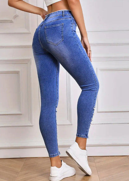 Sophisticated Pants with a Clean Classic Look