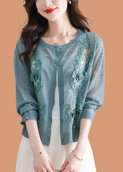 Well Tailored Cardigan with a Graceful Silhouette