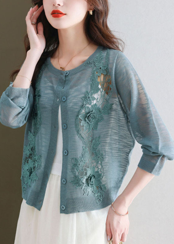 Well Tailored Cardigan with a Graceful Silhouette
