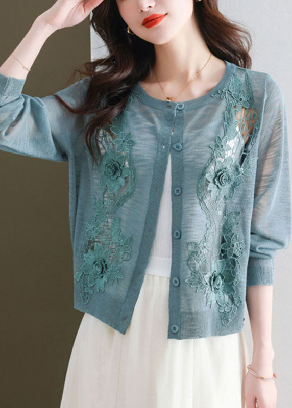 Well Tailored Cardigan with a Graceful Silhouette