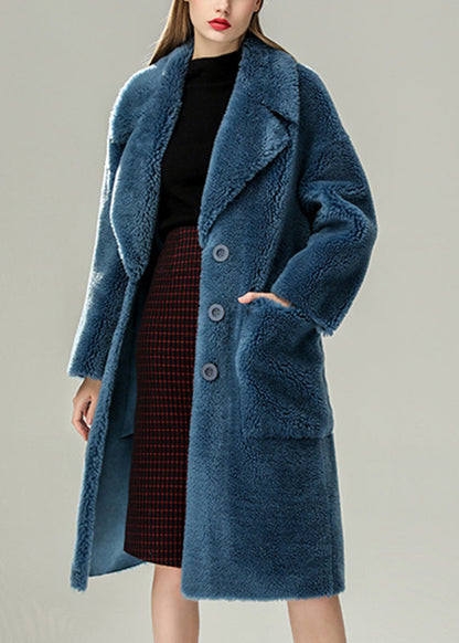 Sophisticated Coat with a Clean Classic Look