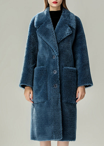 Sophisticated Coat with a Clean Classic Look