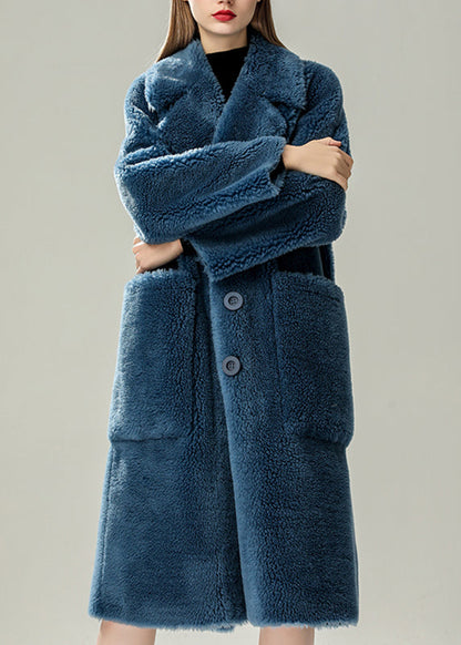 Sophisticated Coat with a Clean Classic Look
