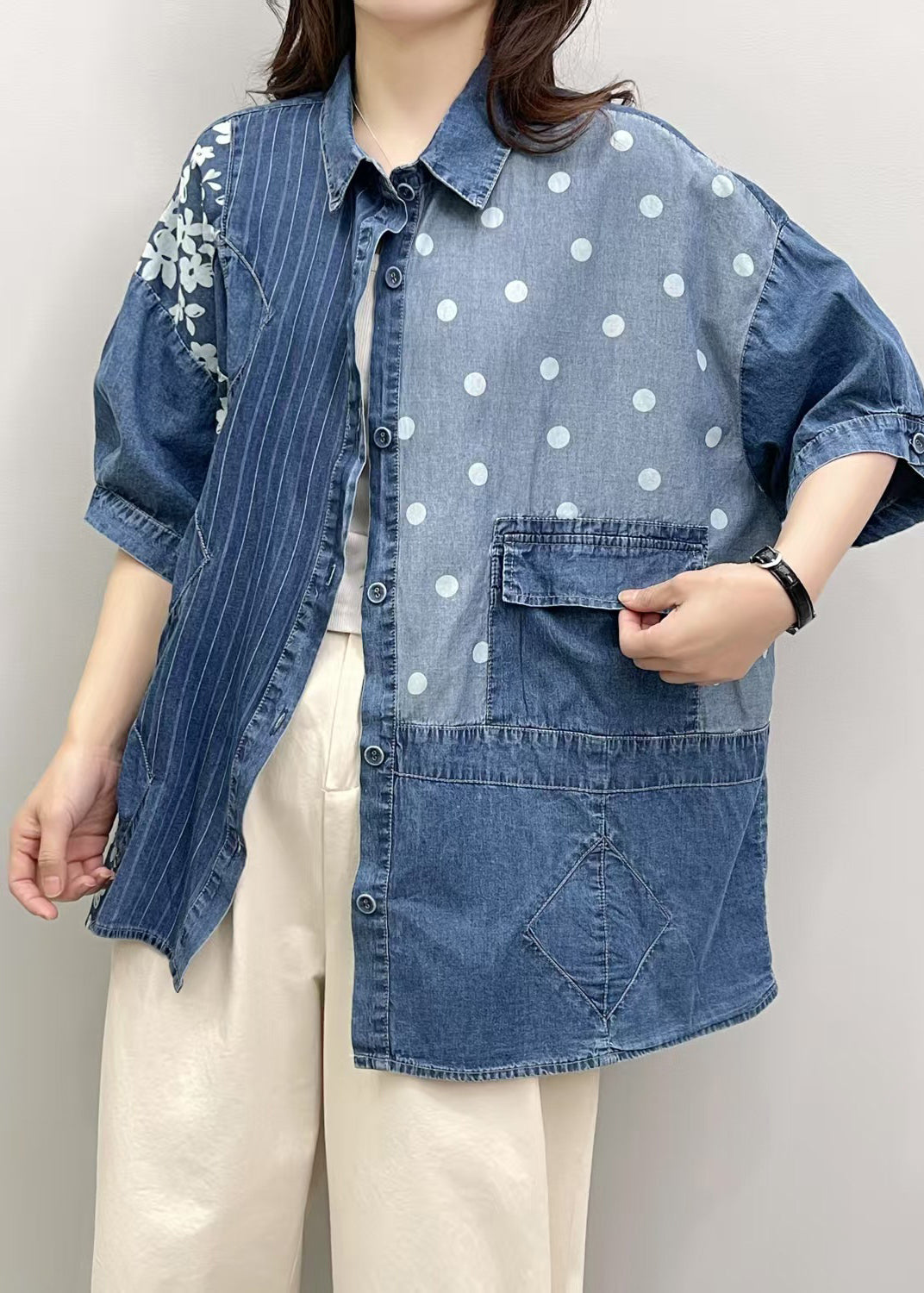Sophisticated Blouse with a Clean Classic Look