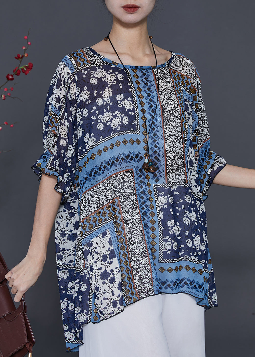 Well Tailored Garment with a Graceful Silhouette