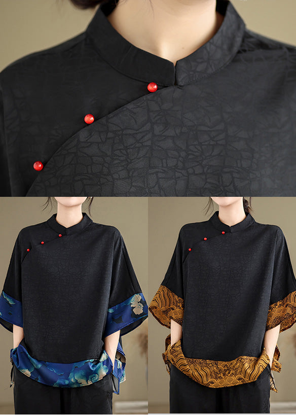 Effortlessly Elegant Top with a Timeless Design