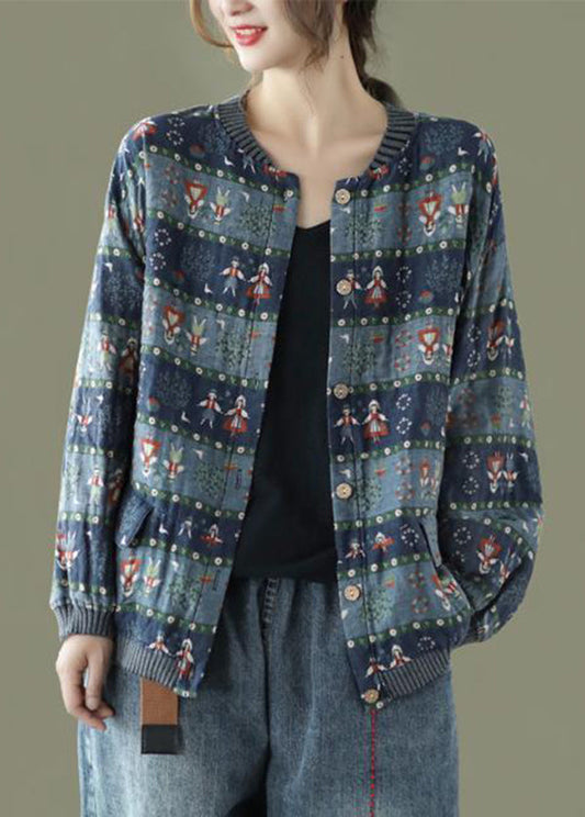 Well Tailored Coat with a Graceful Silhouette