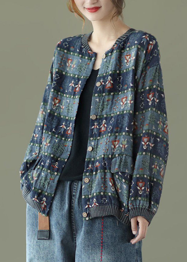 Well Tailored Coat with a Graceful Silhouette